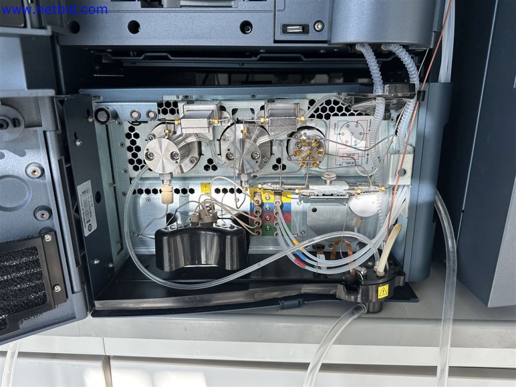 Équipement de laboratoire complet et bien entretenu-6