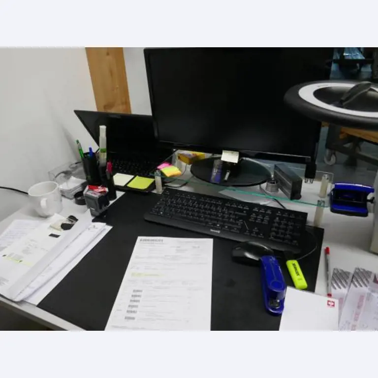 Metallbearbeitungsmaschinen zur Herstellung von Präzisionsdrehteilen-17