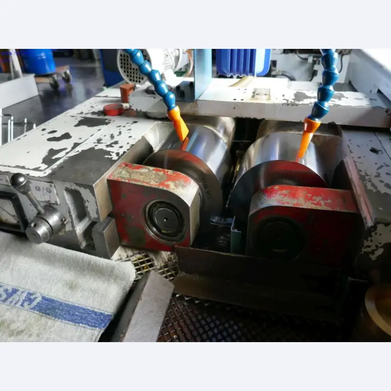 Maszyny do obróbki metalu do produkcji precyzyjnych części toczonych-4