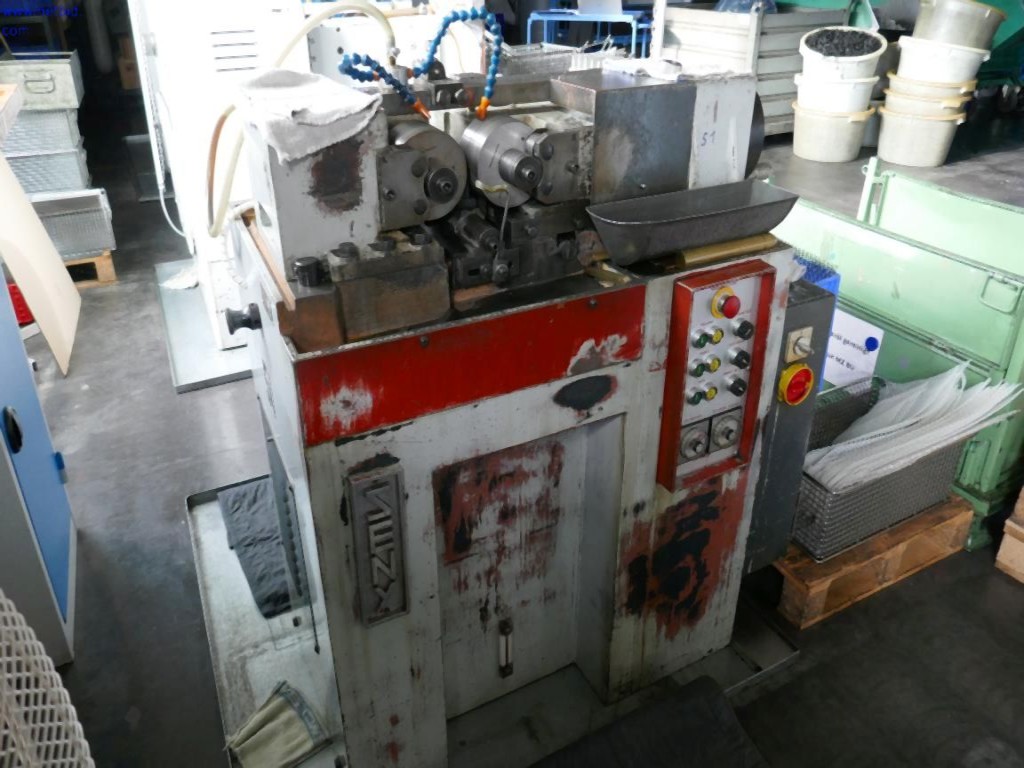 Maszyny do obróbki metalu do produkcji precyzyjnych części toczonych-2