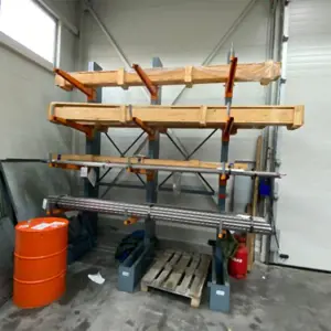 Rayonnage cantilever Bernd Laufer