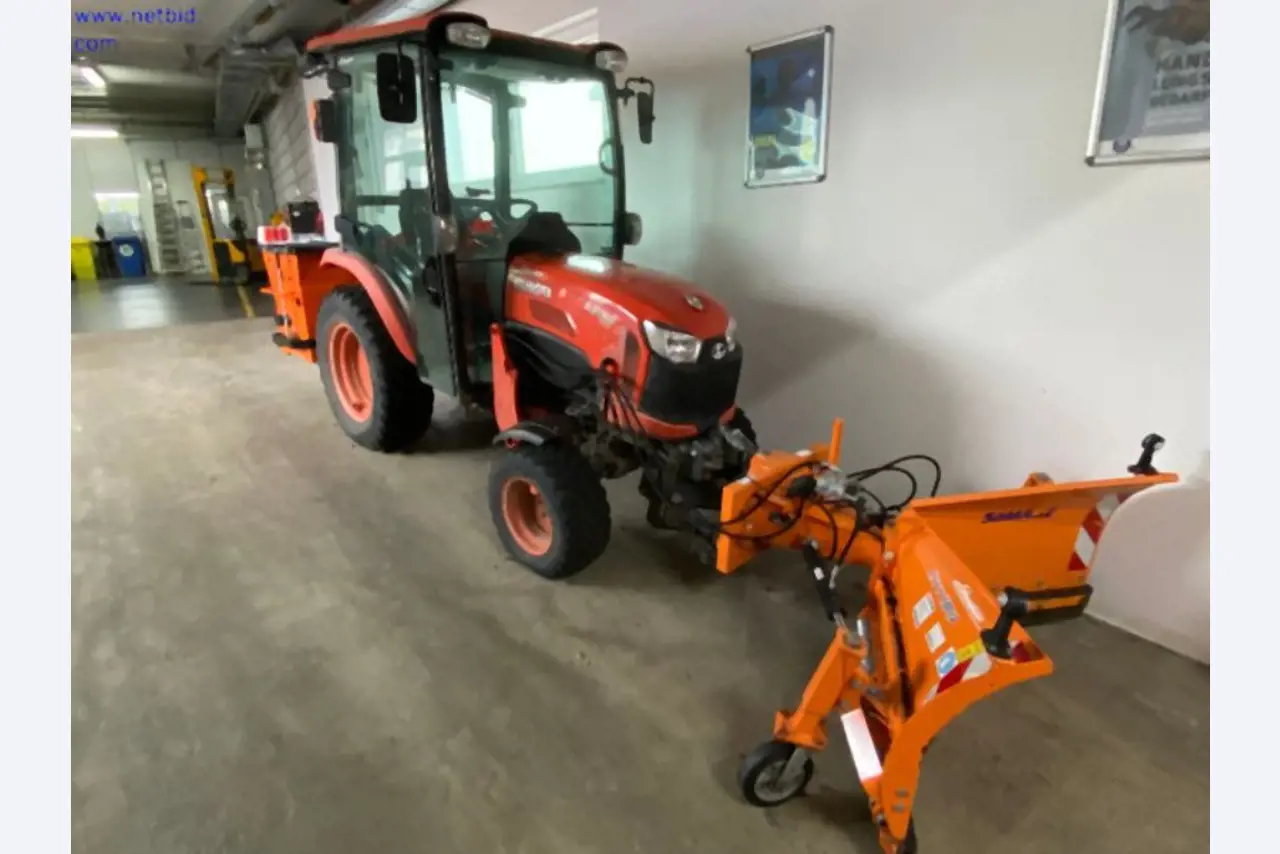 Machines d'usinage des métaux pour la fabrication de pièces tournées de précision-1