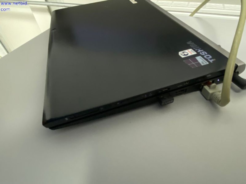 Machines d'usinage des métaux pour la fabrication de pièces tournées de précision-3