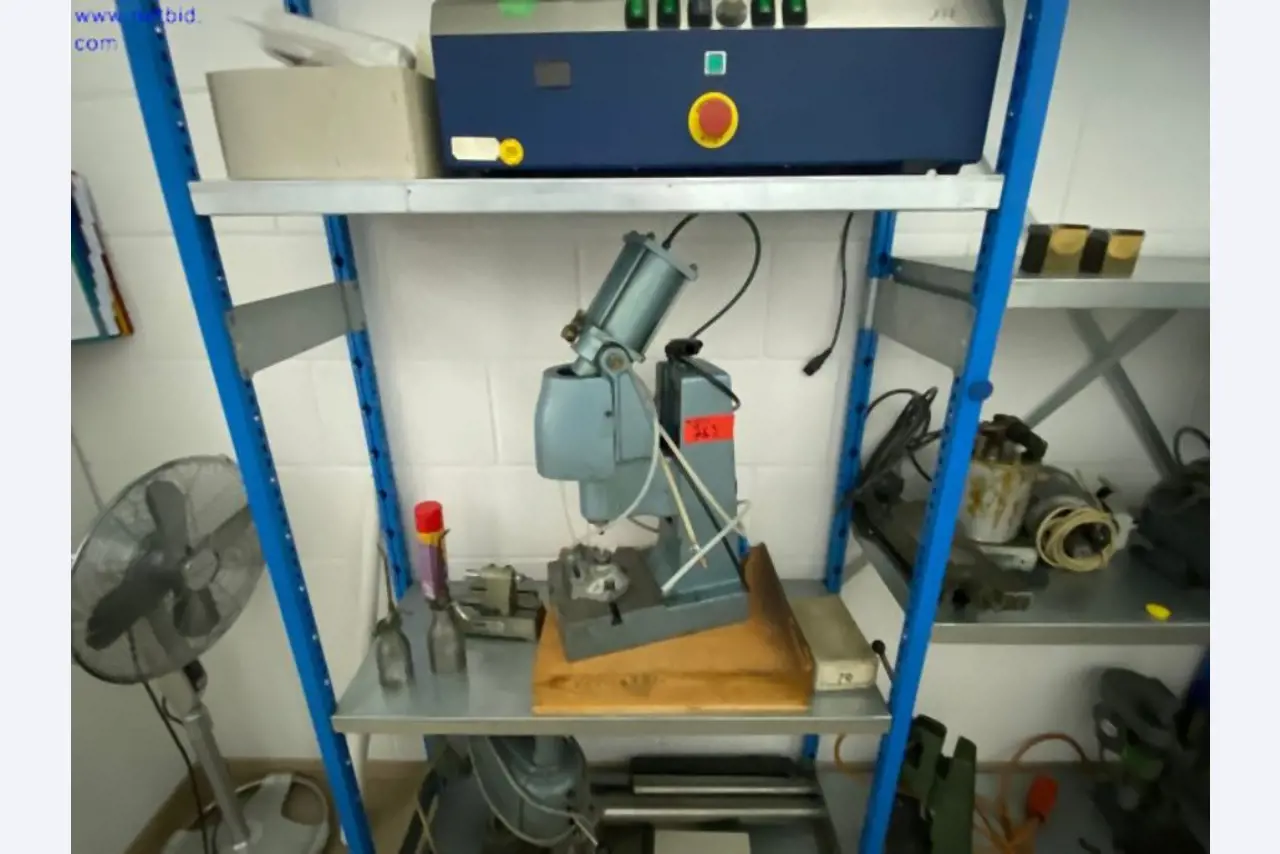 Maszyny do obróbki metalu do produkcji precyzyjnych części toczonych-1