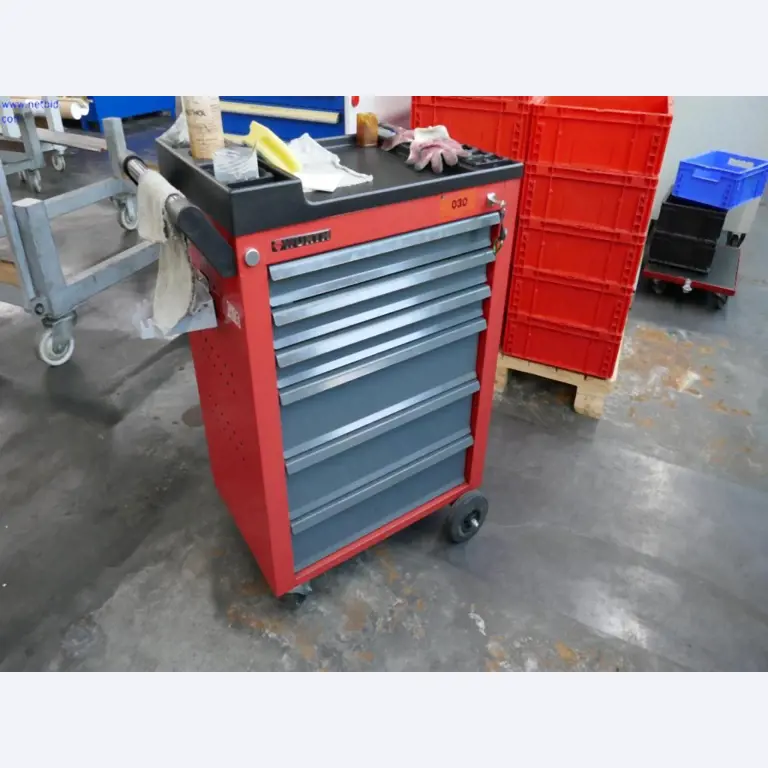 Kovoobráběcí stroje pro výrobu přesných soustružených dílů-1