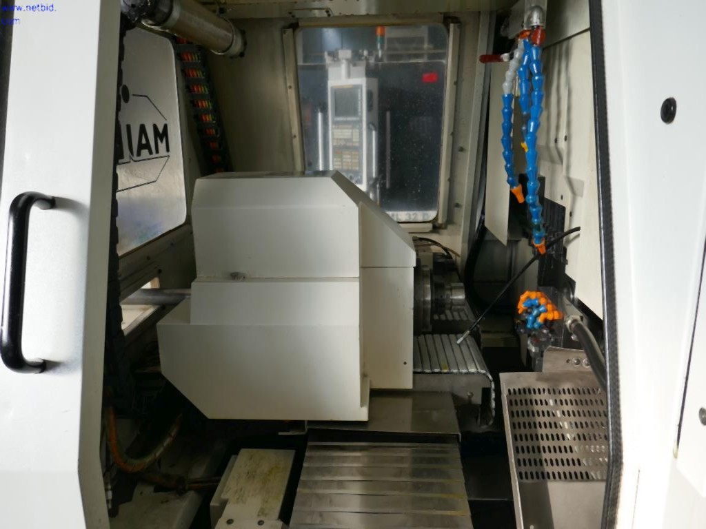 Machines d'usinage des métaux pour la fabrication de pièces tournées de précision-3