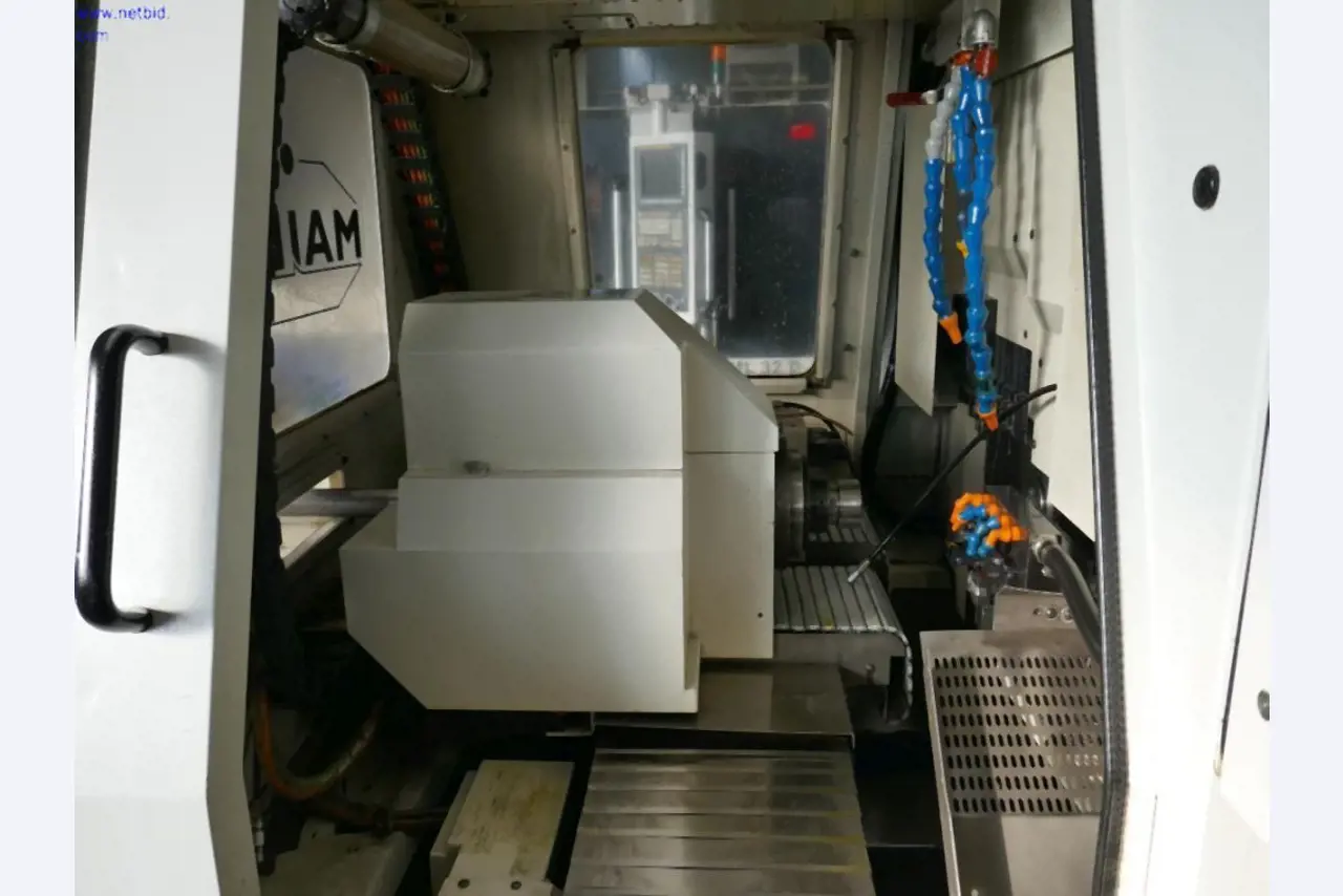 Machines d'usinage des métaux pour la fabrication de pièces tournées de précision-3