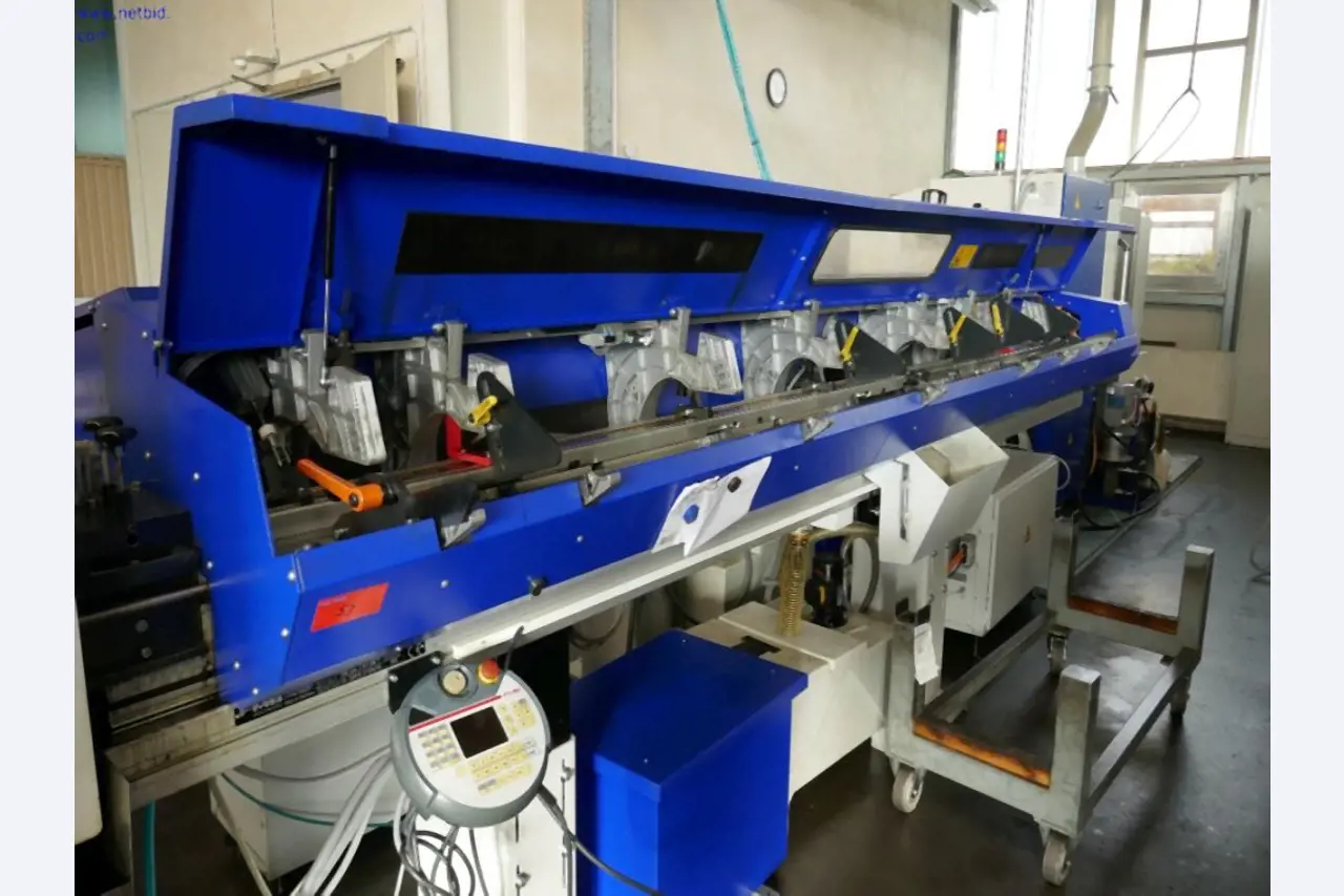 Machines d'usinage des métaux pour la fabrication de pièces tournées de précision-7