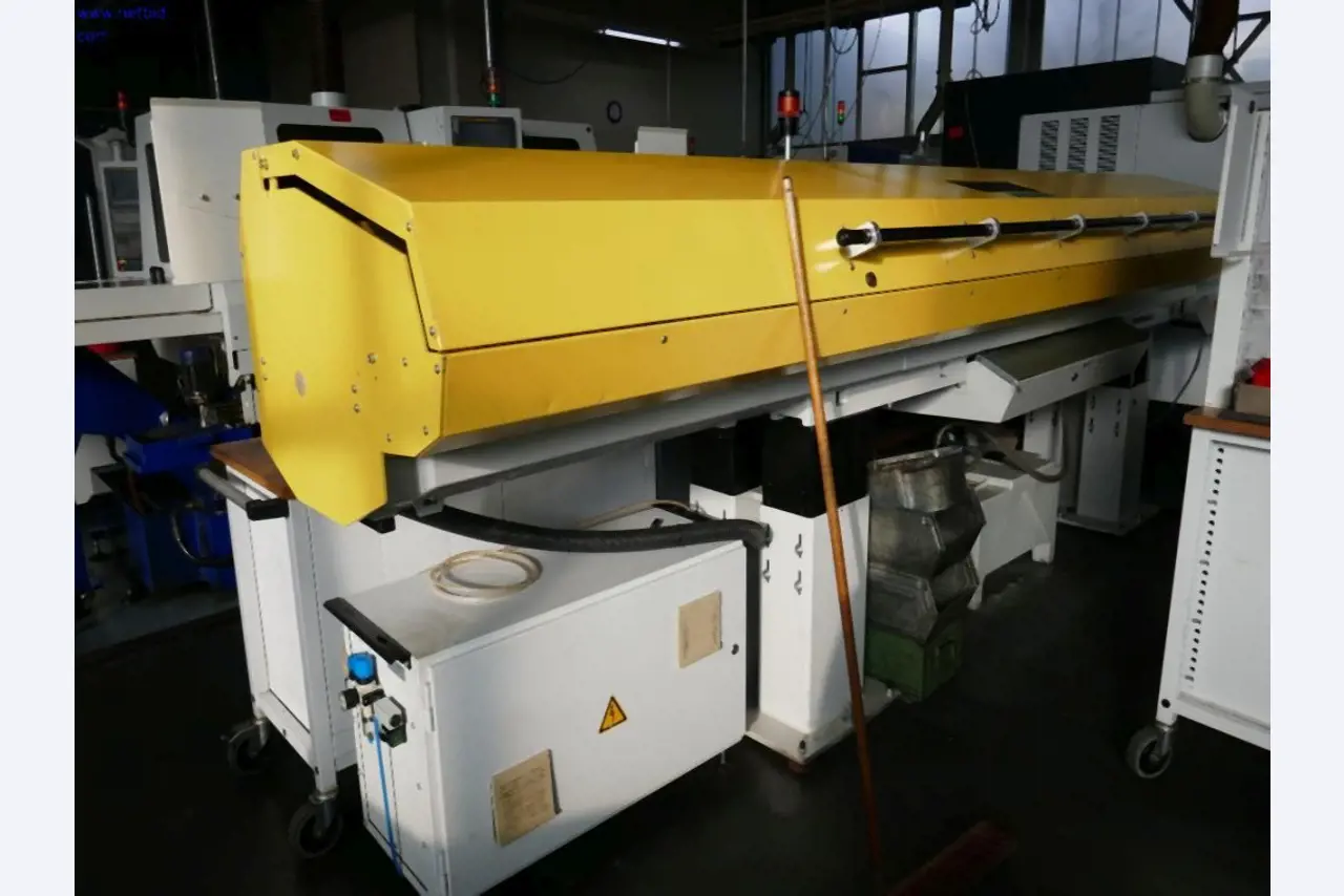 Metalworking machines for the production of precision turned parts-4