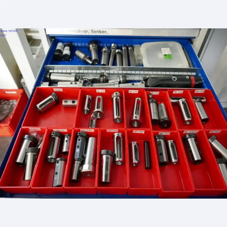 Maszyny do obróbki metalu do produkcji precyzyjnych części toczonych-3