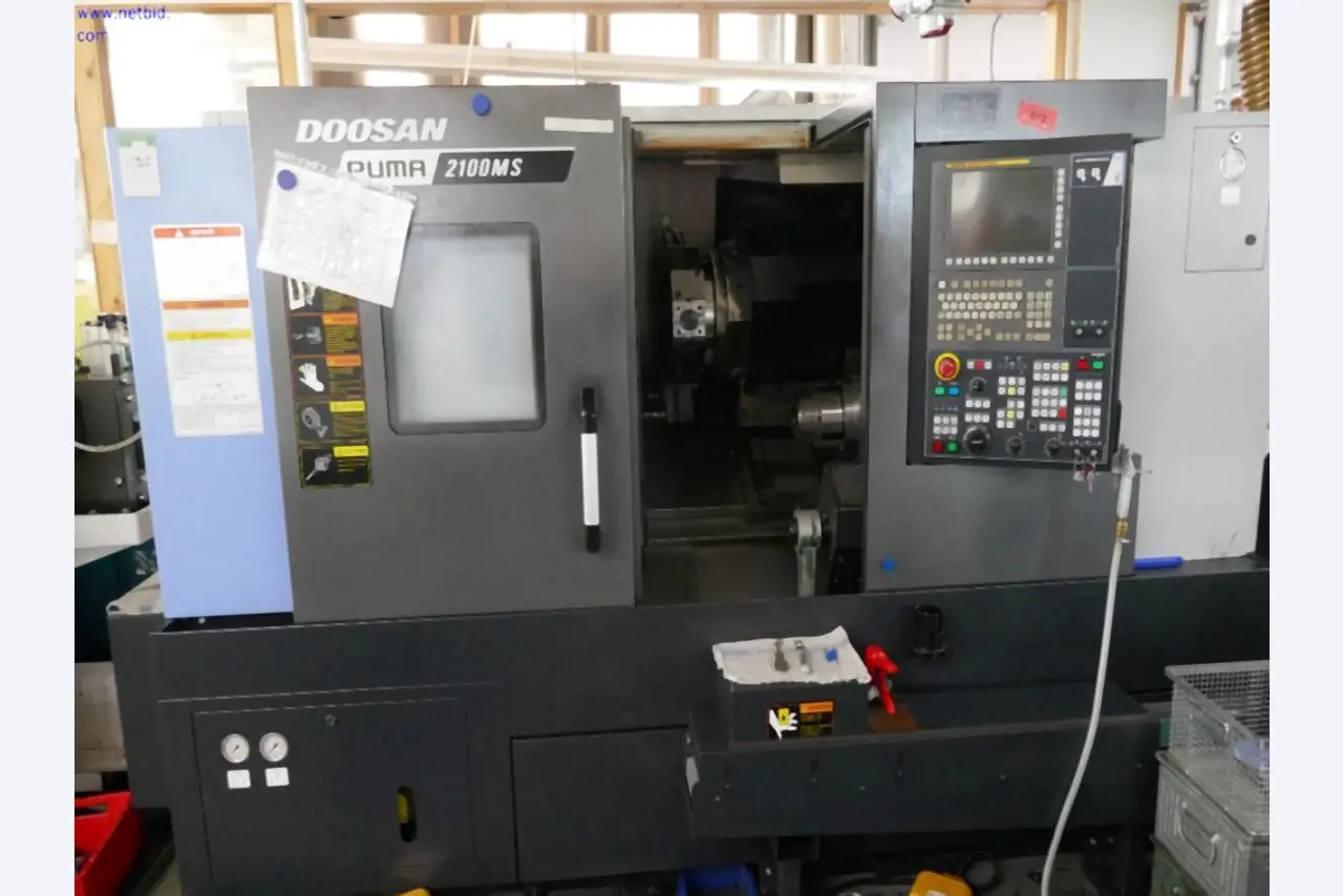 Maszyny do obróbki metalu do produkcji precyzyjnych części toczonych-2