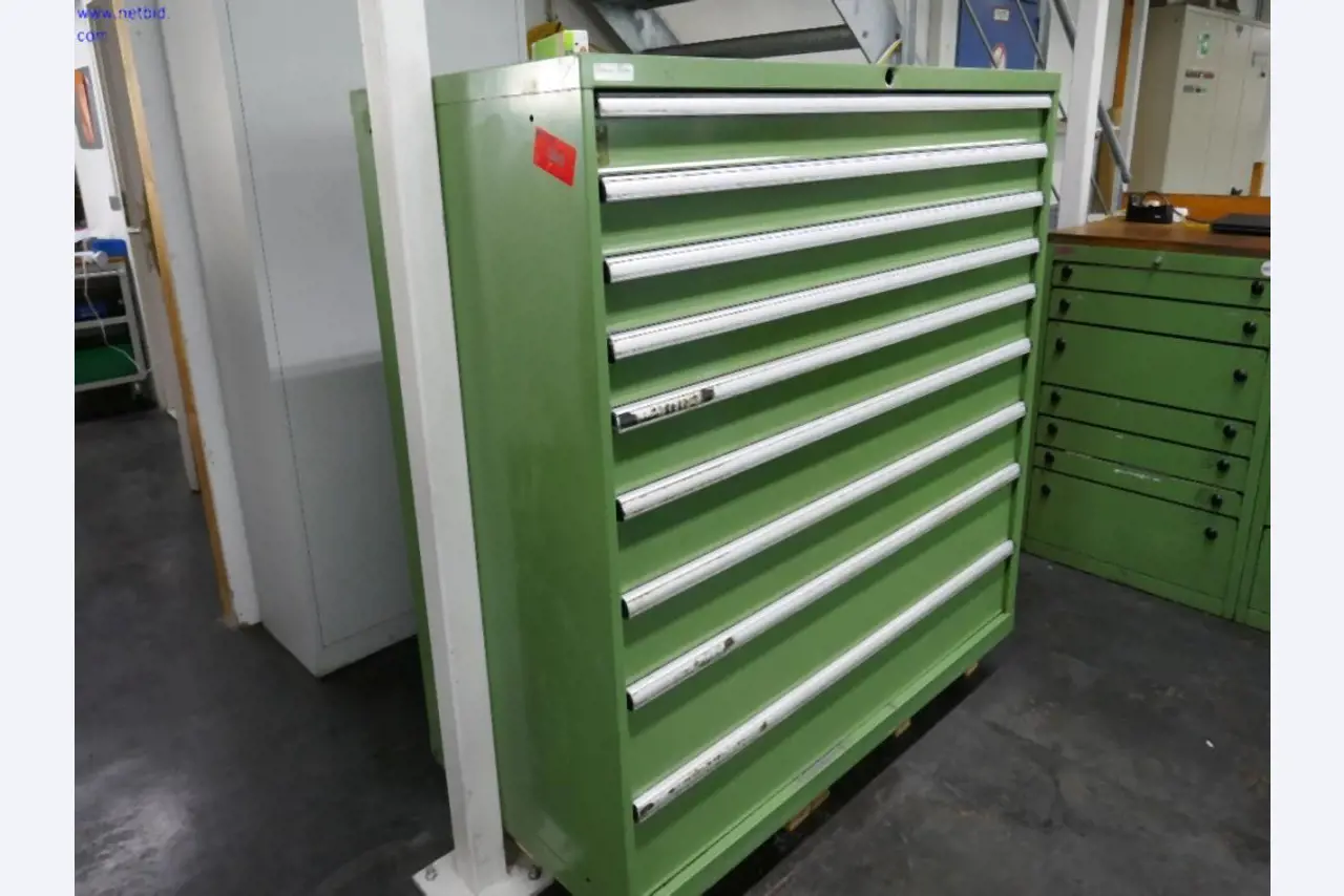 Machines d'usinage des métaux pour la fabrication de pièces tournées de précision-1