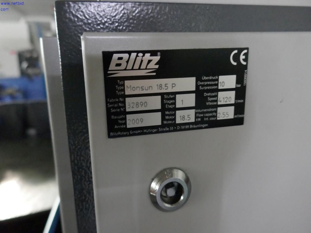 Machines d'usinage des métaux pour la fabrication de pièces tournées de précision-3