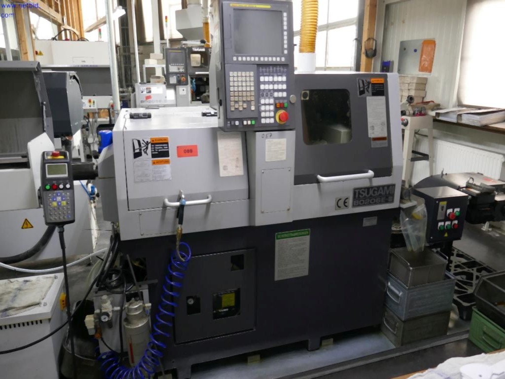 Maszyny do obróbki metalu do produkcji precyzyjnych części toczonych-2