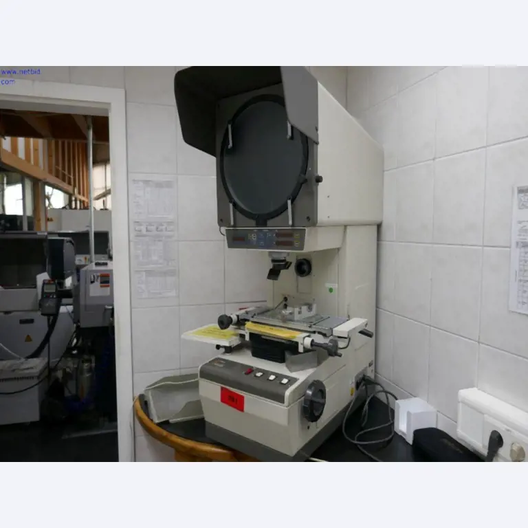 Machines d'usinage des métaux pour la fabrication de pièces tournées de précision-2