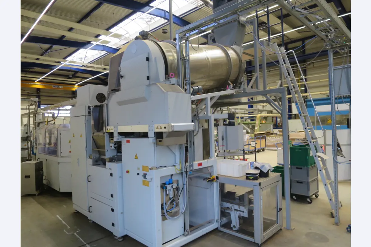 Machines pour la fabrication de cigarettes-25