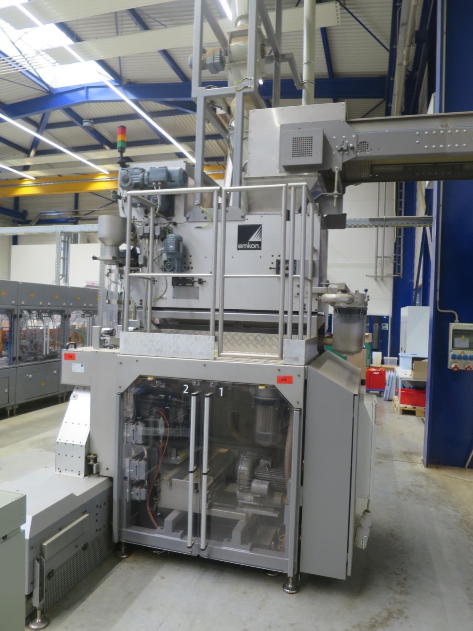 Machines for the production of cigarettes-32