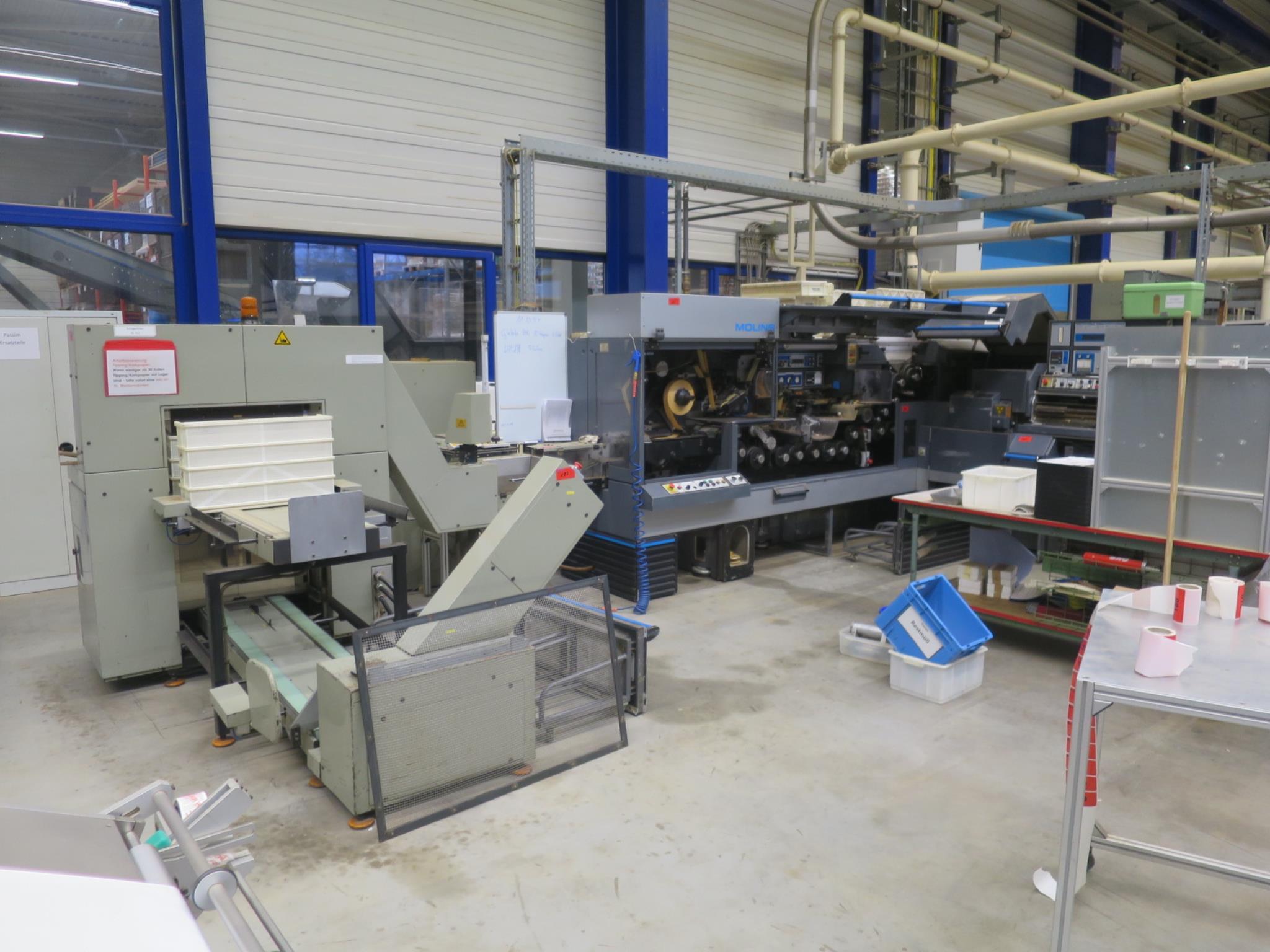 Machines for the production of cigarettes-34