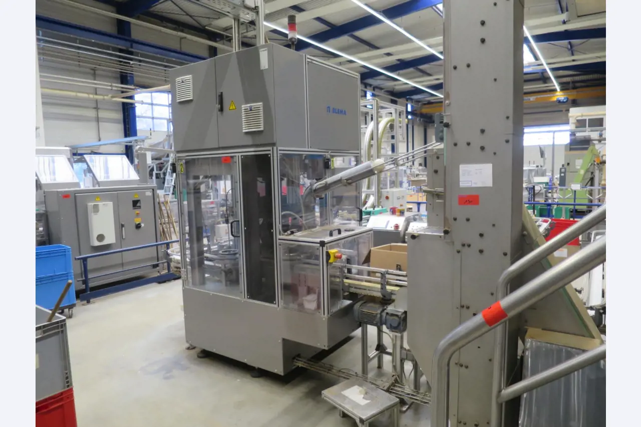 Machines pour la fabrication de cigarettes-41