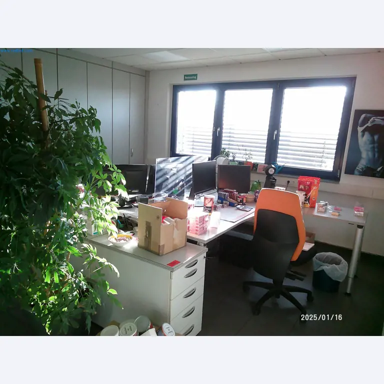 Machines for the production of cigarettes-1