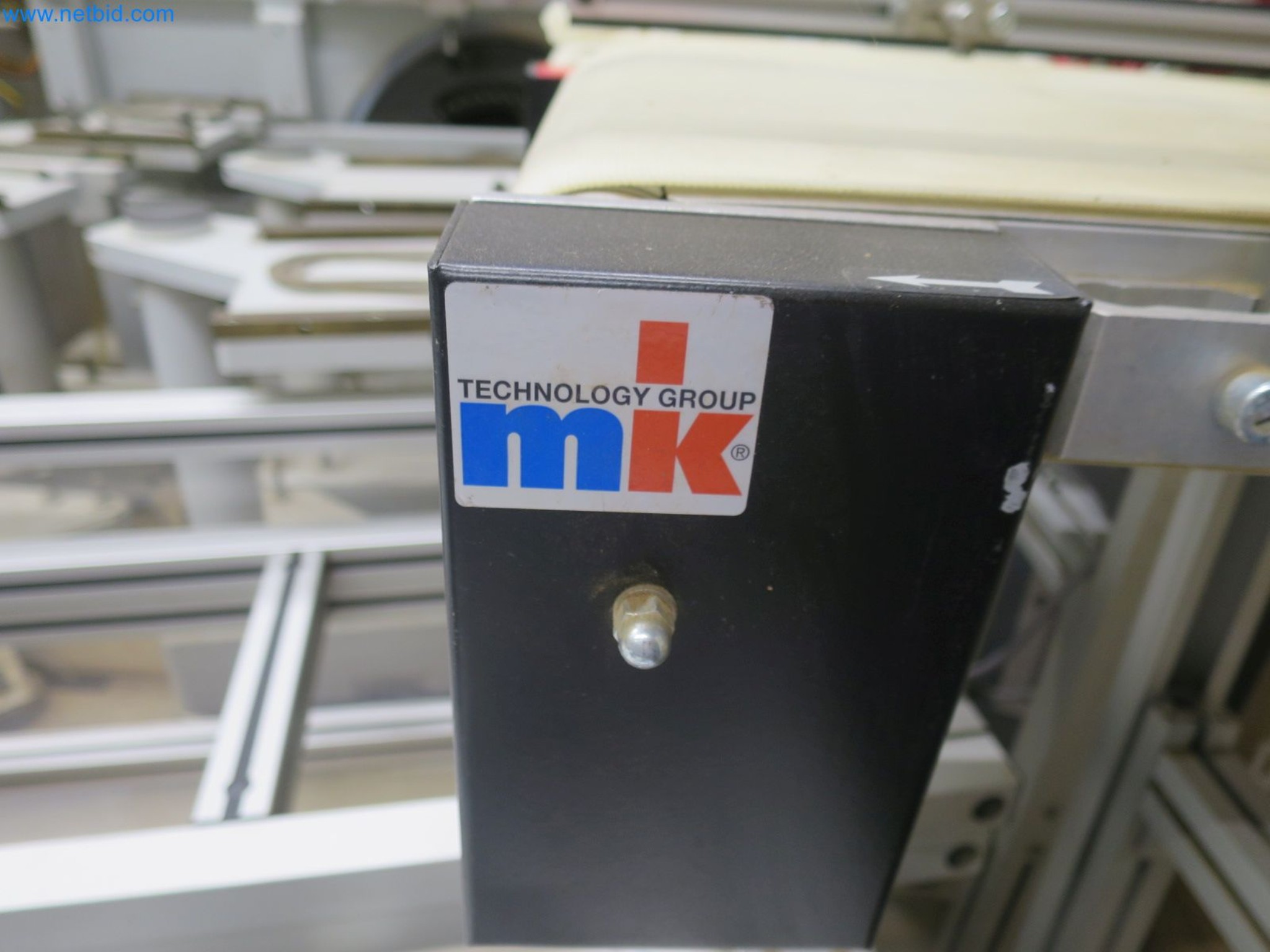 Machines pour la fabrication de cigarettes-2