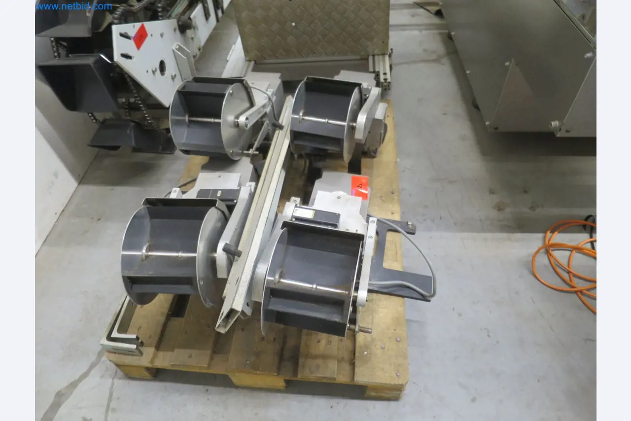 Machines pour la fabrication de cigarettes-4