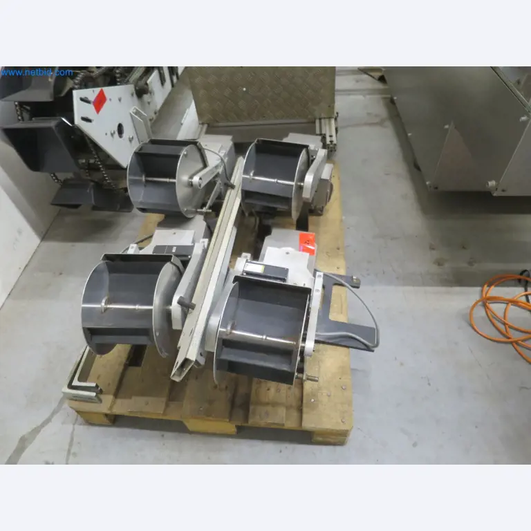 Machines pour la fabrication de cigarettes-4