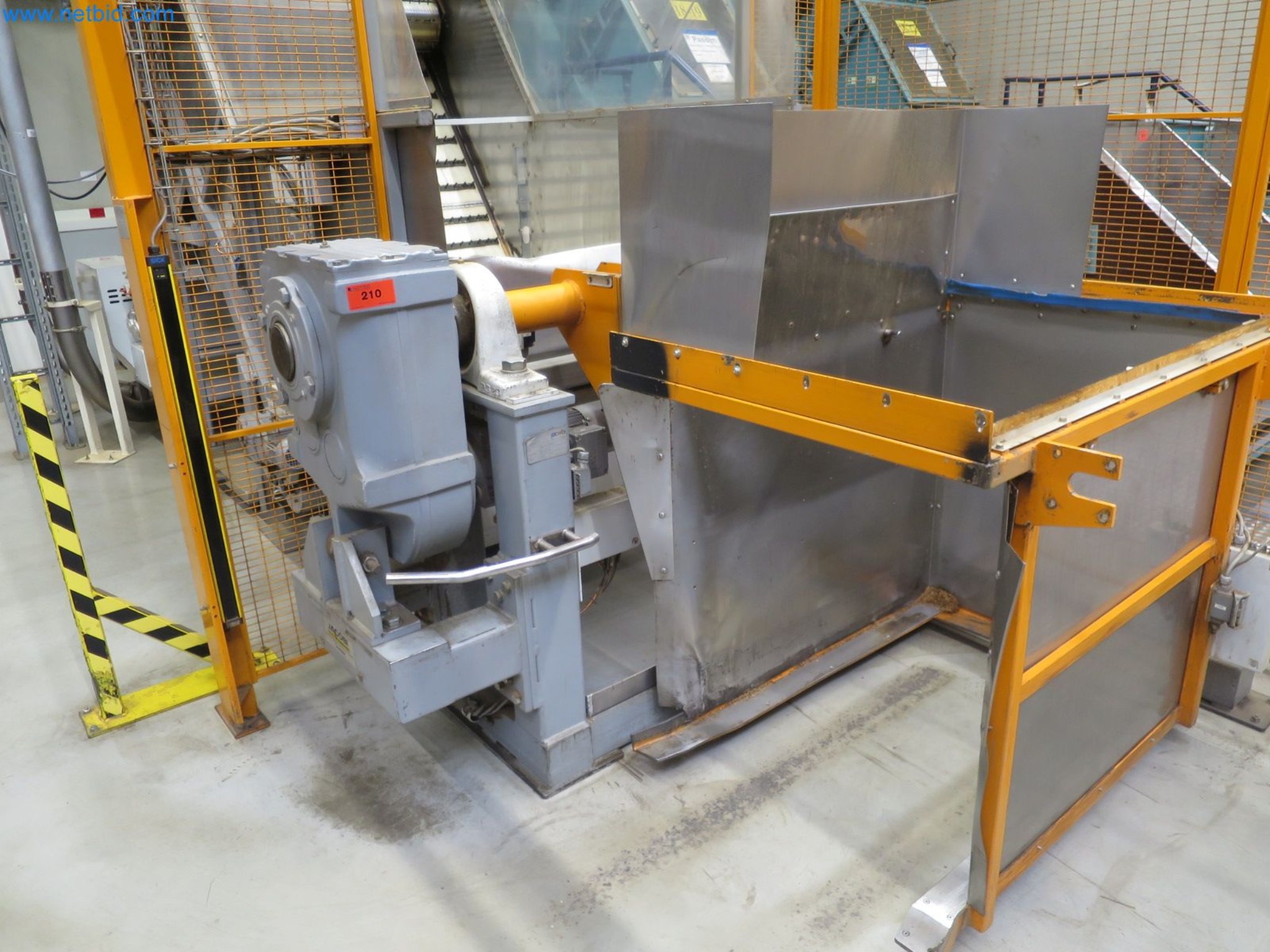 Machines for the production of cigarettes-4