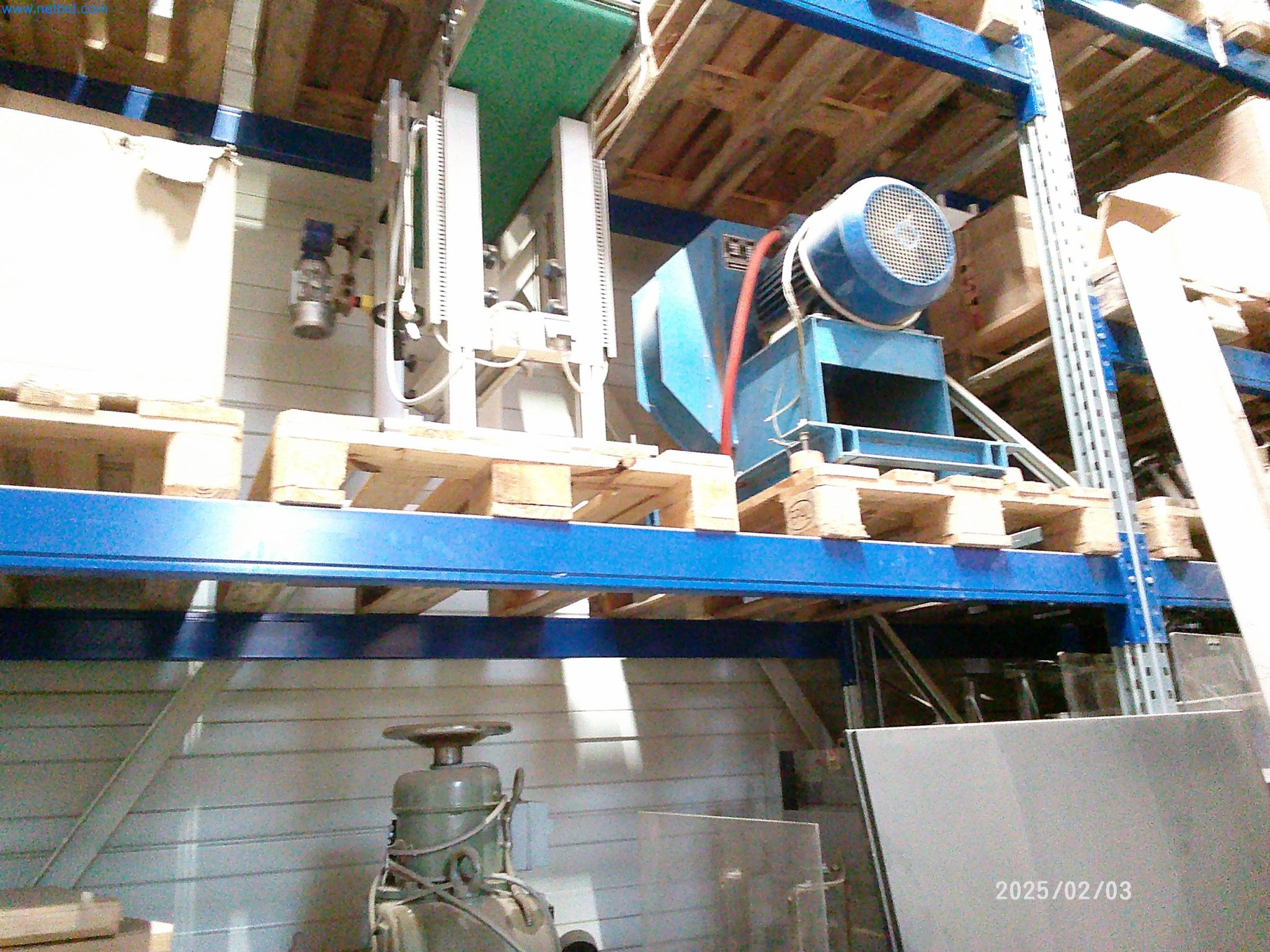 Machines for the production of cigarettes-5