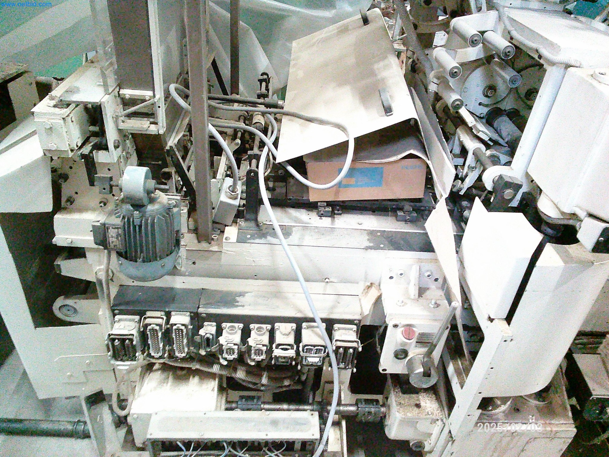 Stroji za proizvodnjo cigaret-9