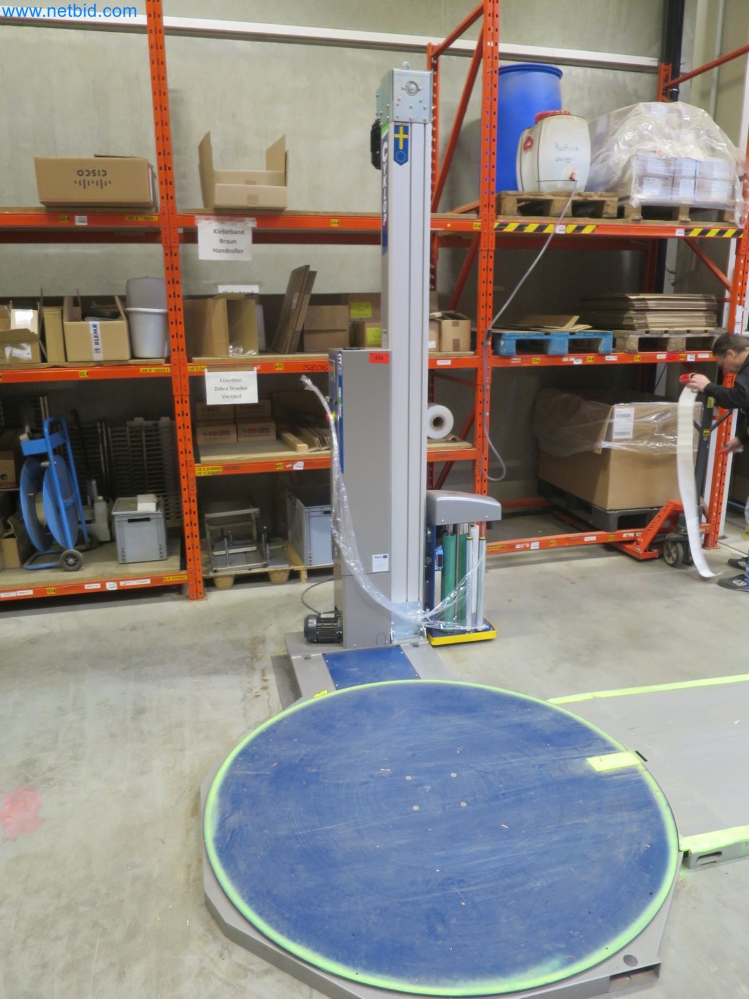 Machines for the production of cigarettes-1