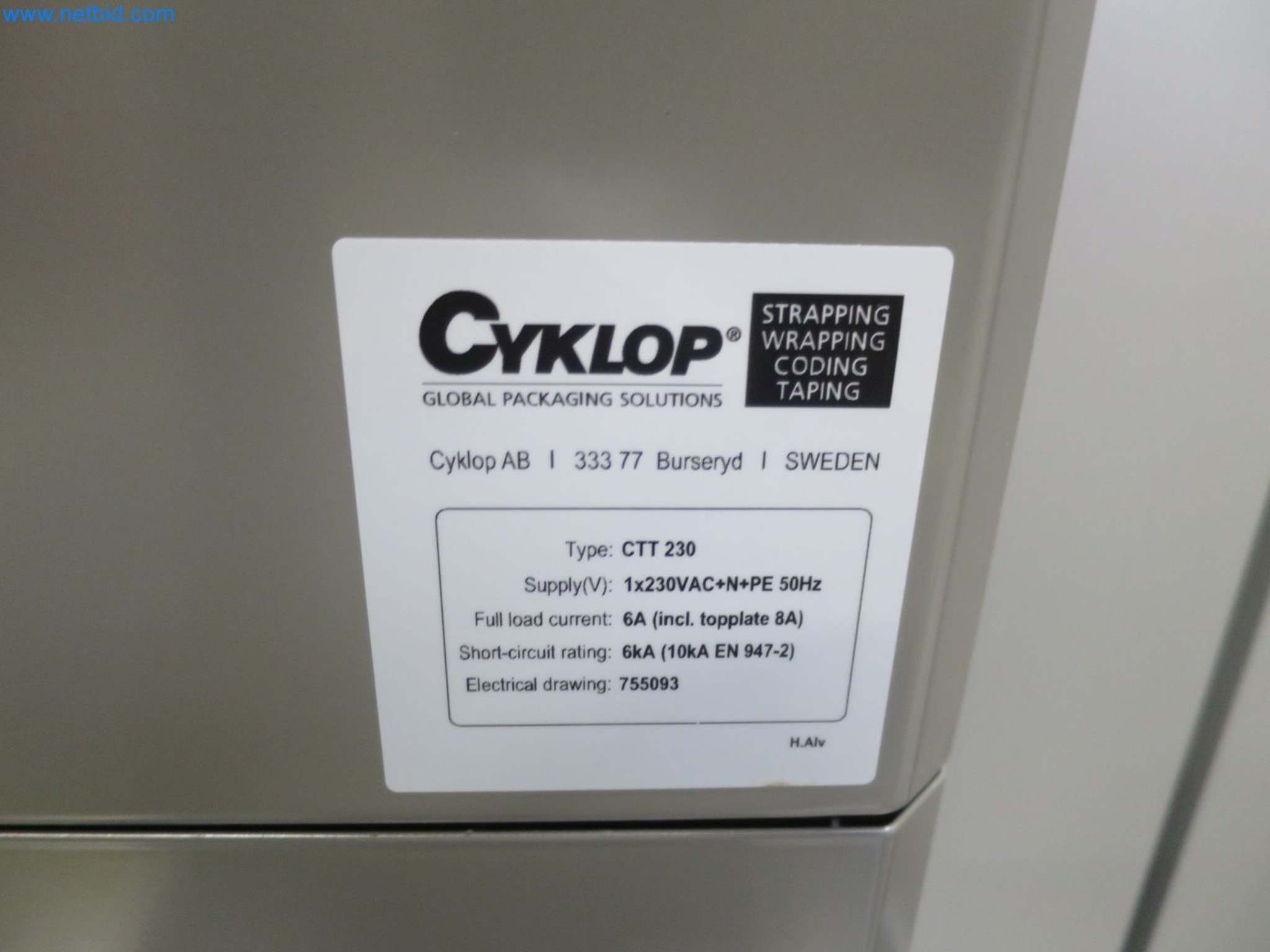 Machines for the production of cigarettes-3