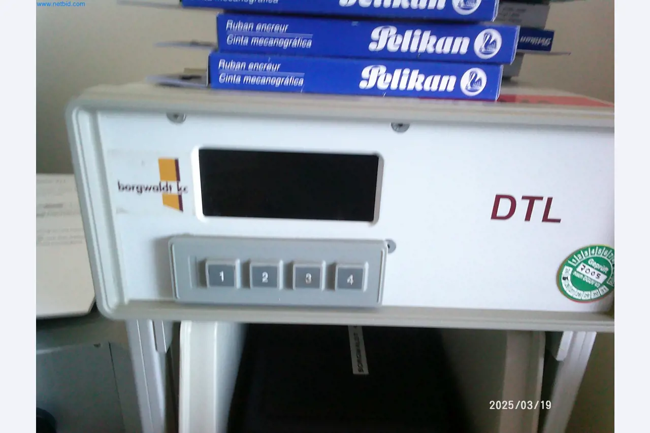 Stroji za proizvodnjo cigaret-7