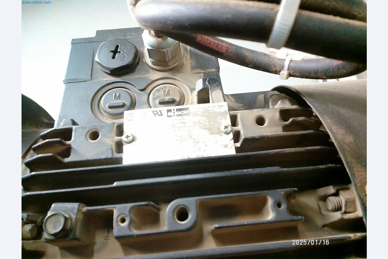 Stroji za proizvodnjo cigaret-5