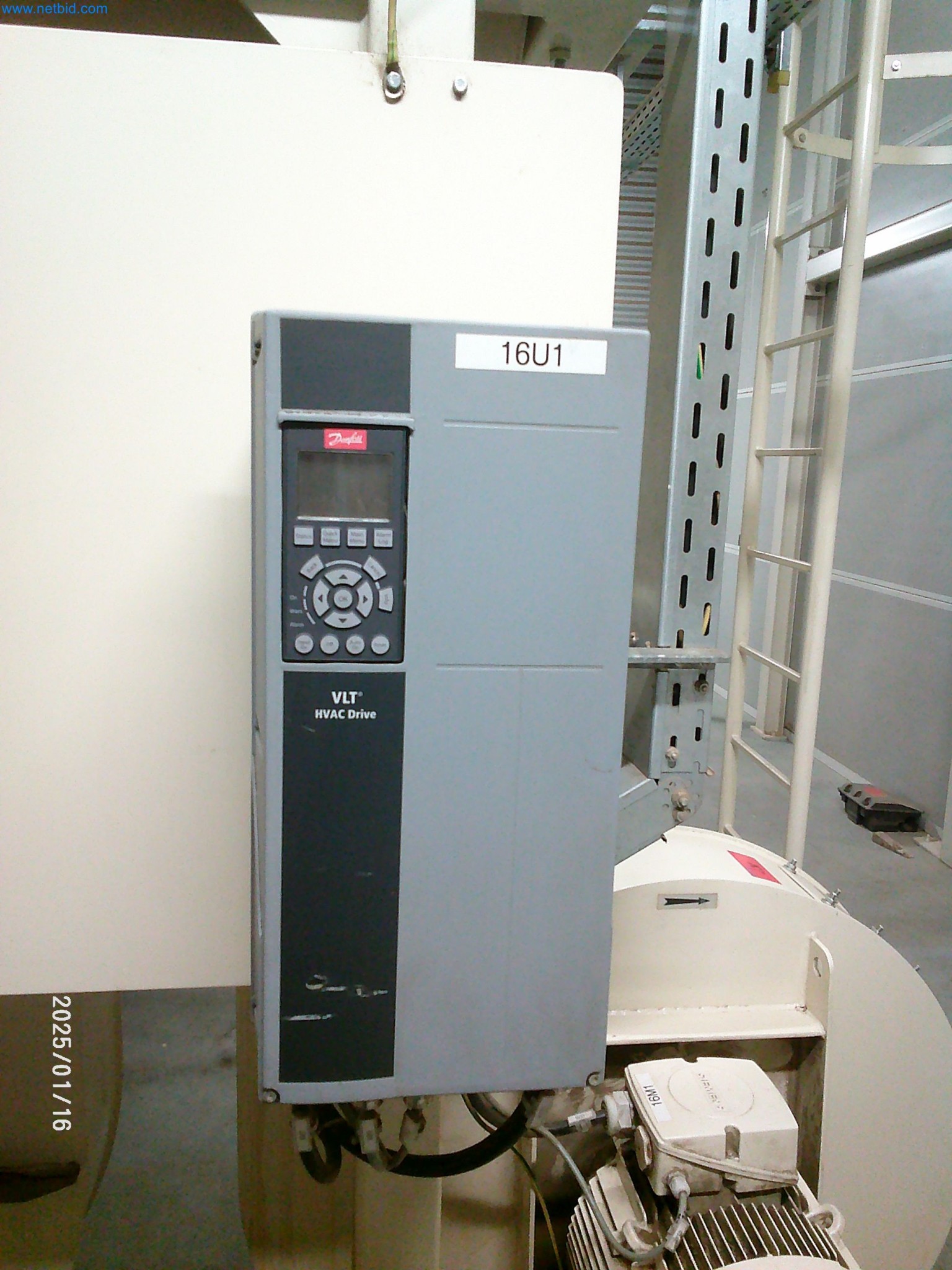 Stroji za proizvodnjo cigaret-7