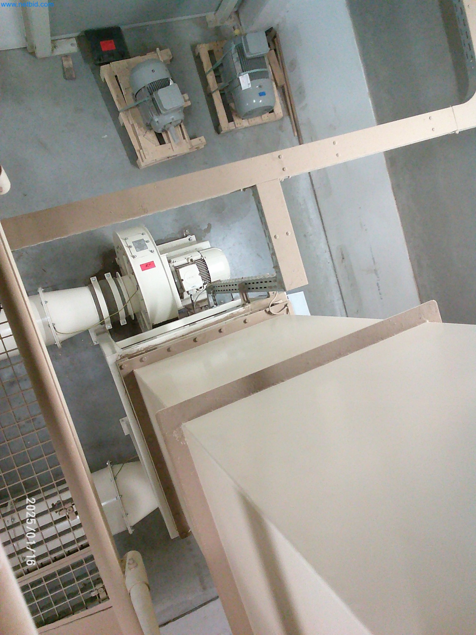 Stroji za proizvodnjo cigaret-8