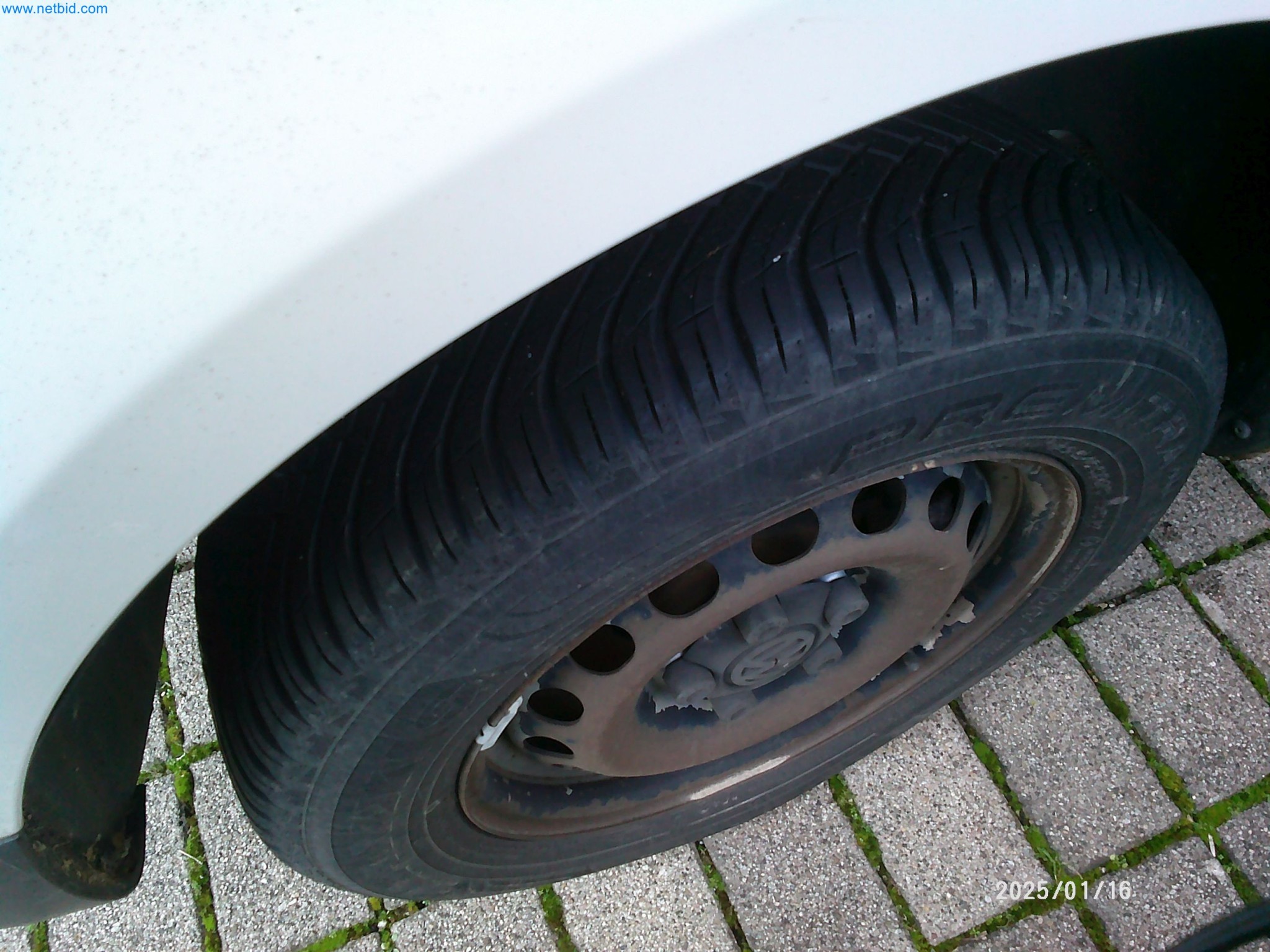 Machines for the production of cigarettes-2