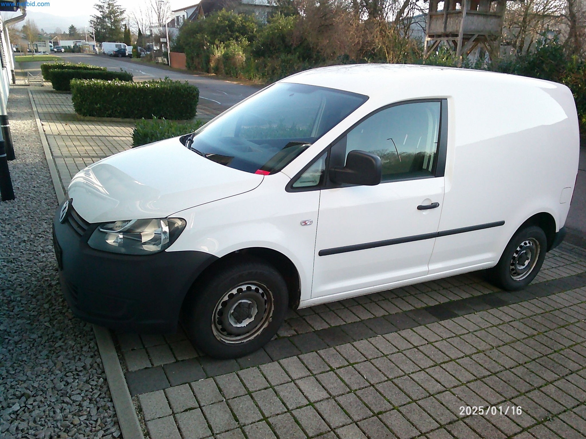 Machines for the production of cigarettes-1