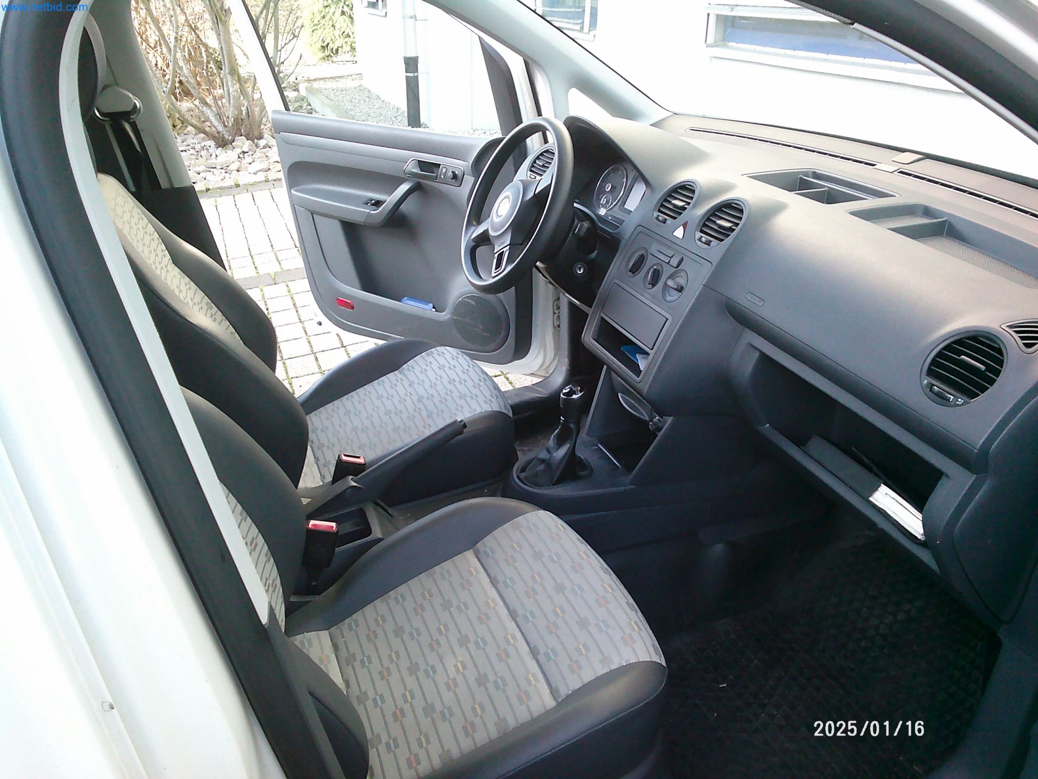 Machines for the production of cigarettes-7