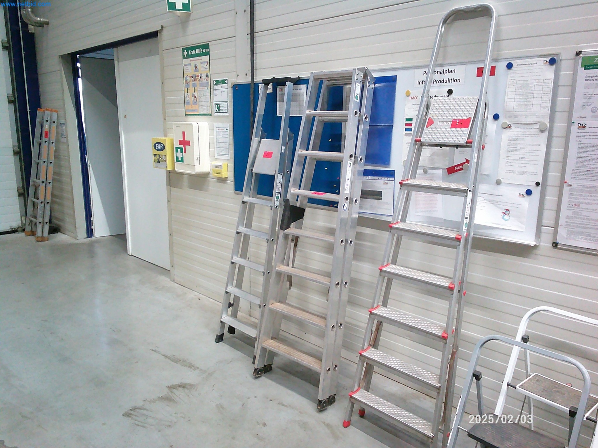 Machines for the production of cigarettes-1