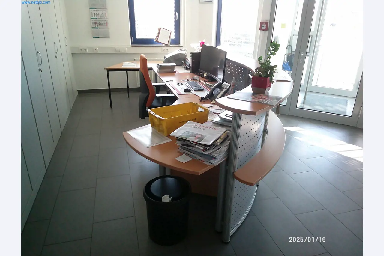 Machines for the production of cigarettes-4