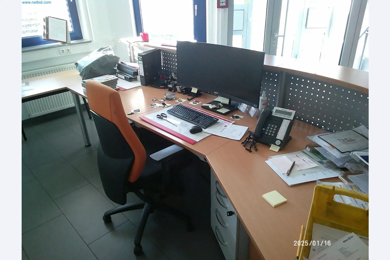 Machines for the production of cigarettes-5