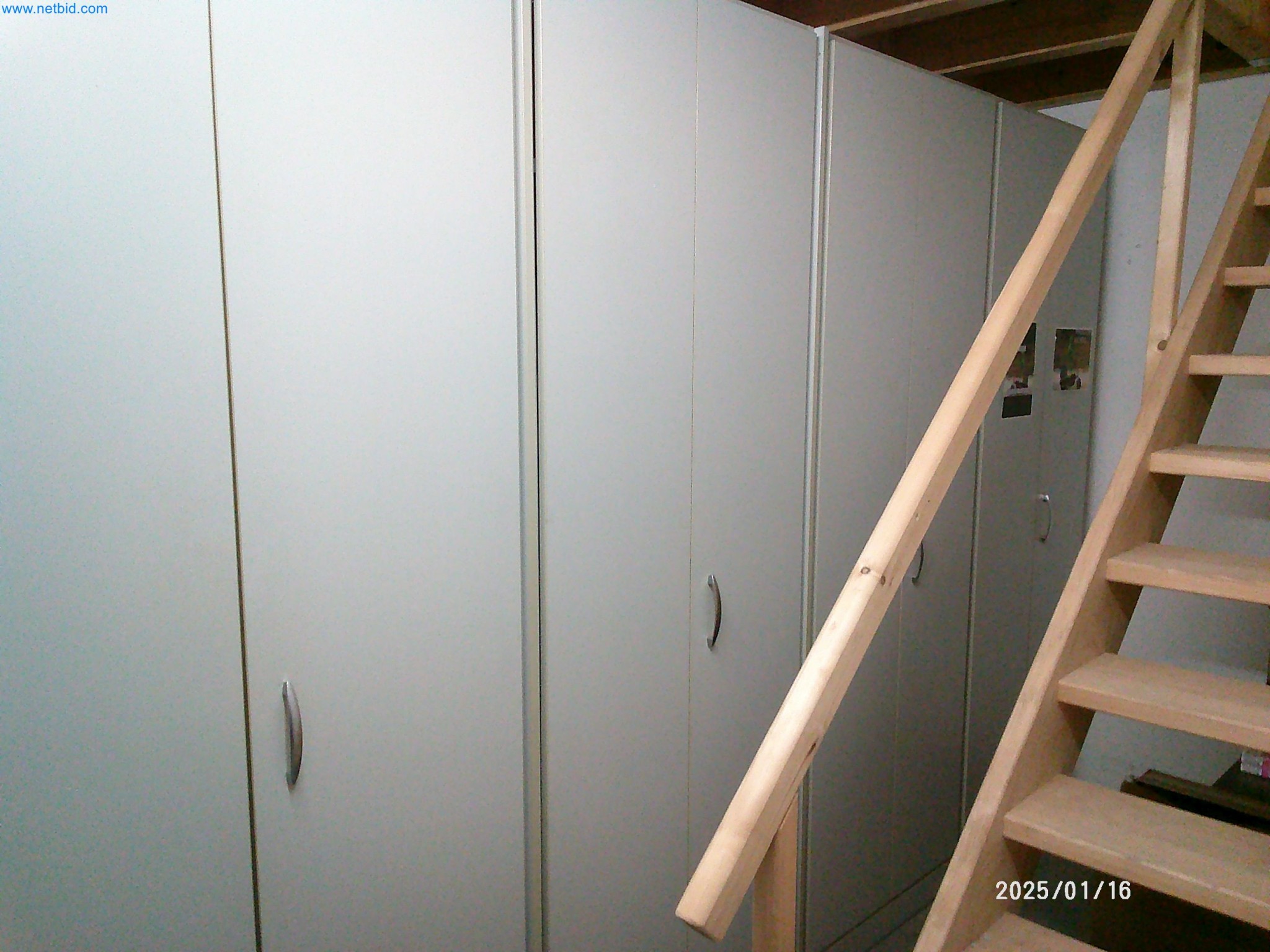 Machines for the production of cigarettes-10