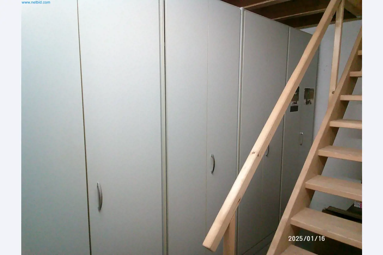 Machines for the production of cigarettes-10