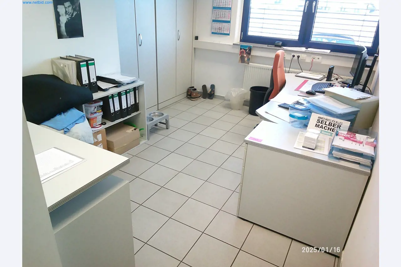 Machines for the production of cigarettes-1