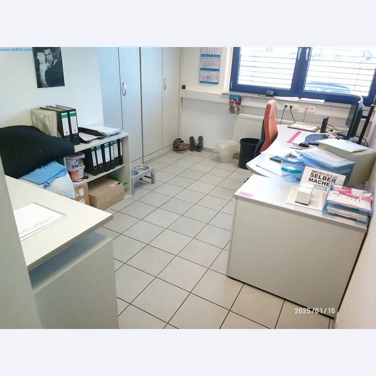 Machines for the production of cigarettes-1