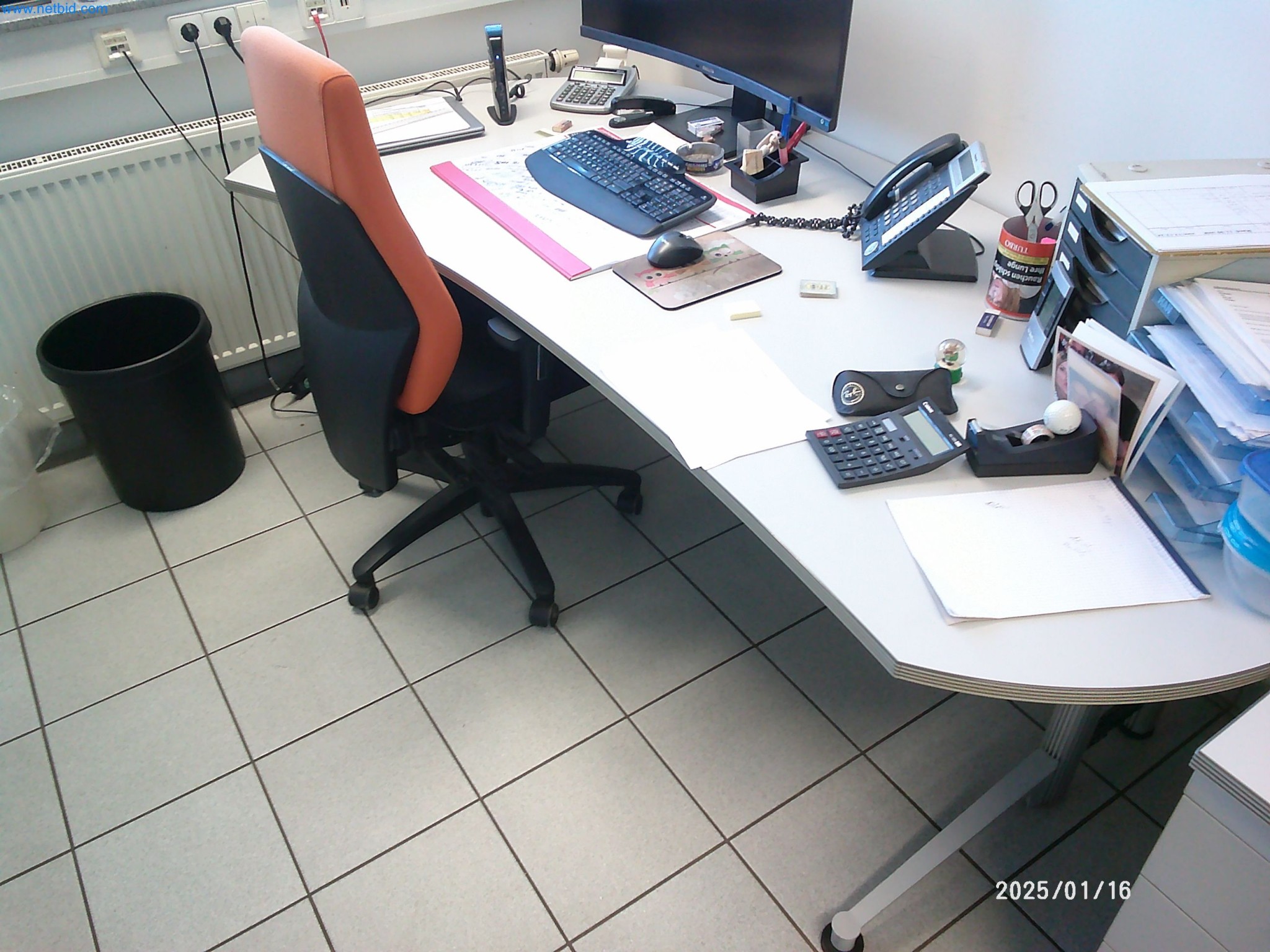 Machines for the production of cigarettes-3