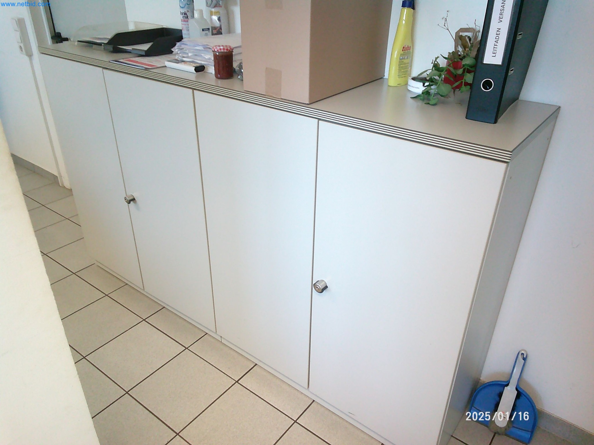 Machines for the production of cigarettes-4