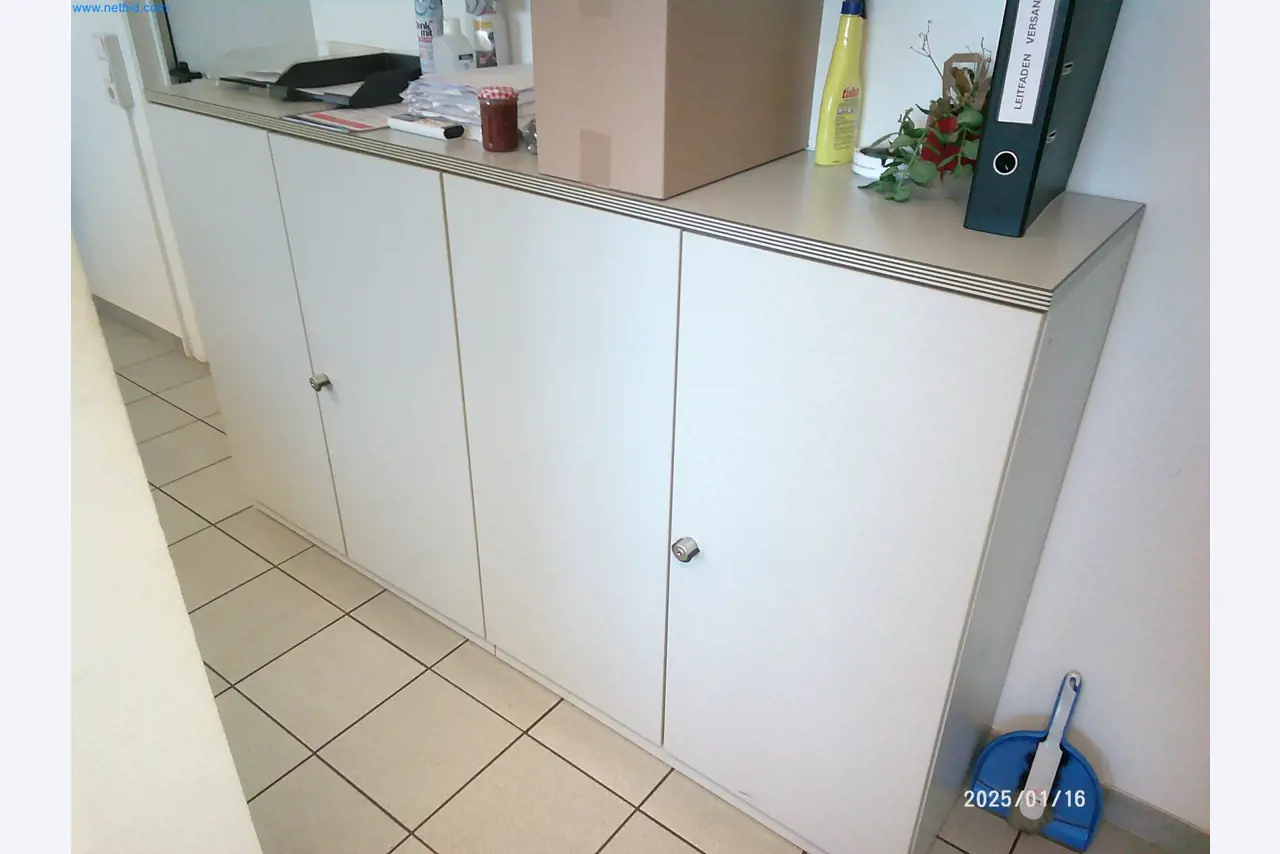 Machines for the production of cigarettes-4