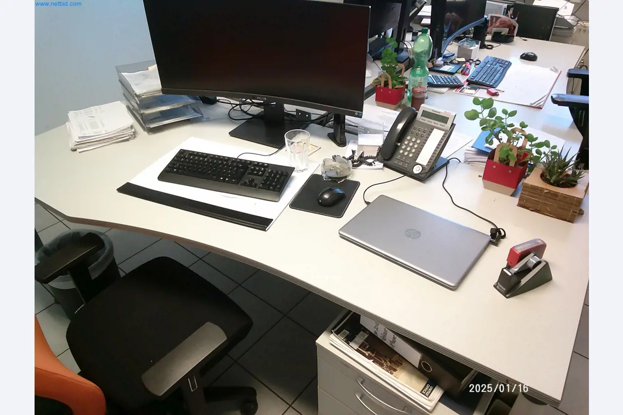 Machines for the production of cigarettes-8